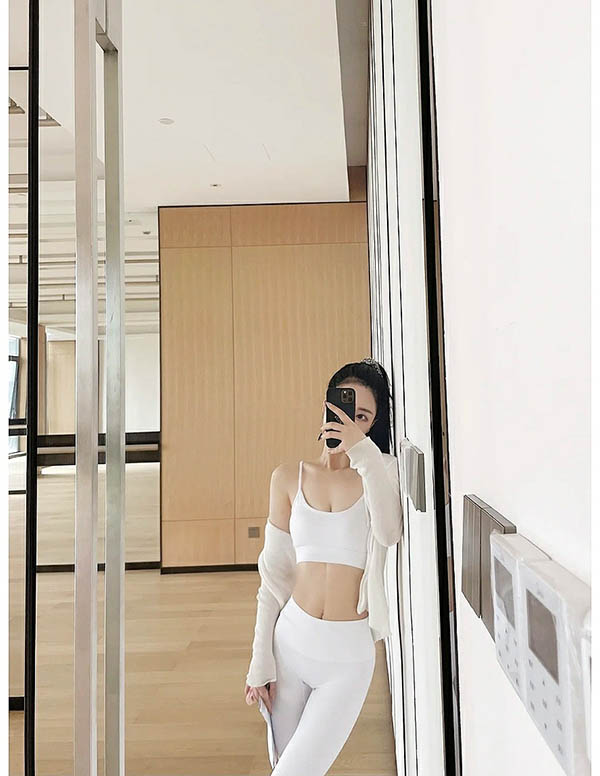 洛杉矶模特预约微信